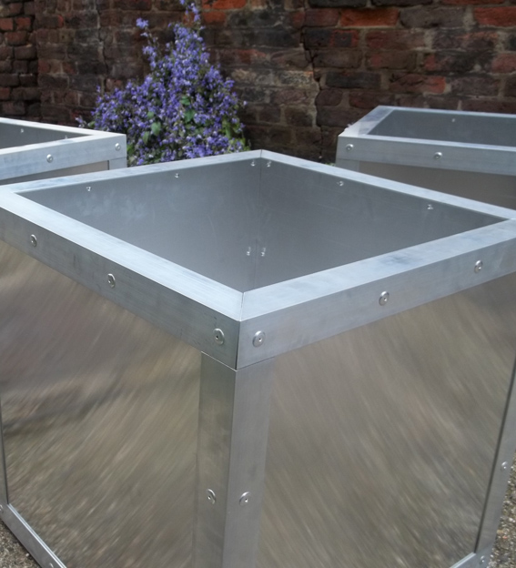 Aluminium Planters