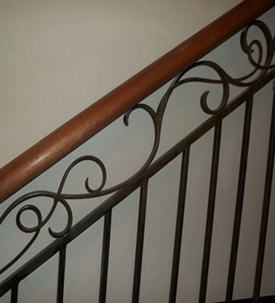 metal curly balustrade