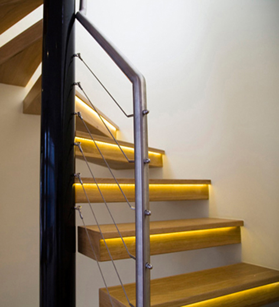 stainless steel and wire balustrade